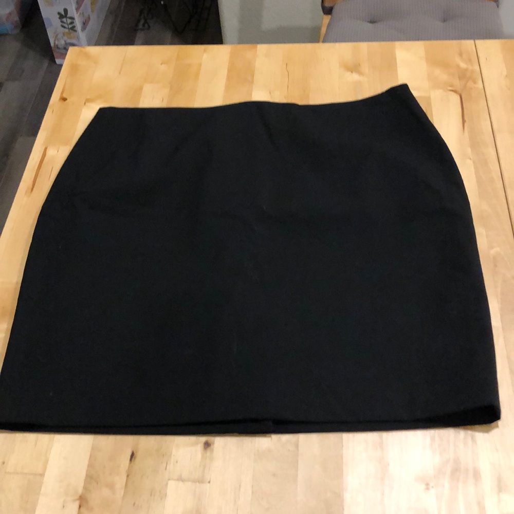 Black skirt